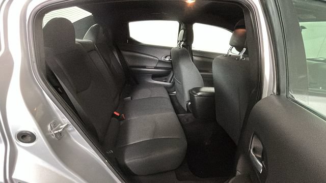 Used 2012 Dodge Avenger SE FWD image 27