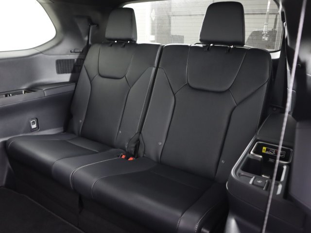 New 2026 Lexus TX 500h AWD w/ Technology Package image 23