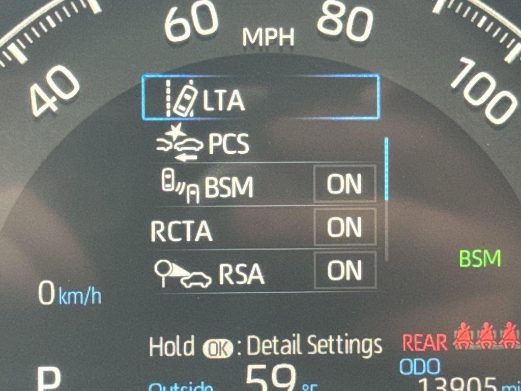 Used 2024 Toyota RAV4 LE image 17