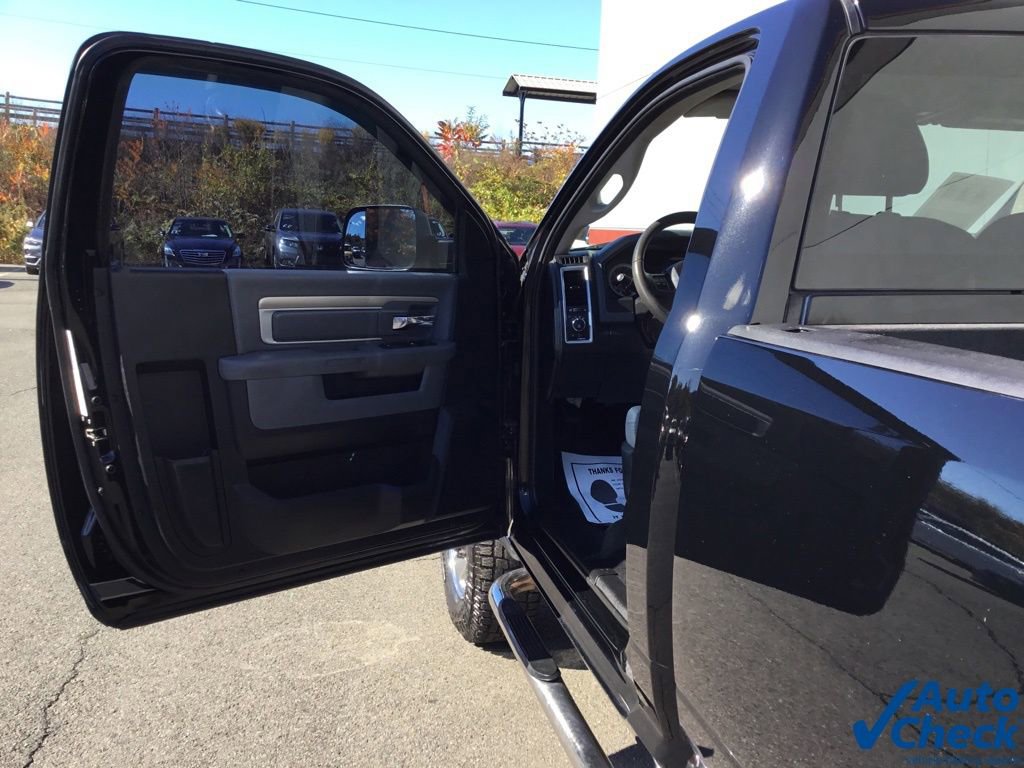Used 2014 RAM 2500 SLT w/ Popular Equipment Group image 24