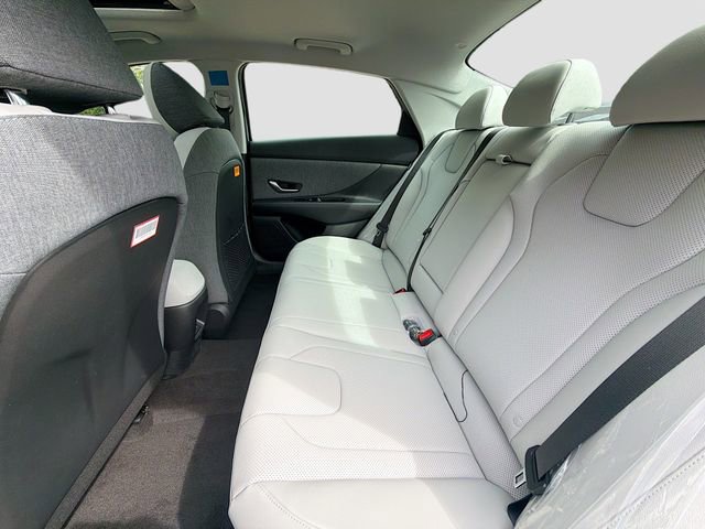 New 2026 Hyundai Elantra Limited image 26