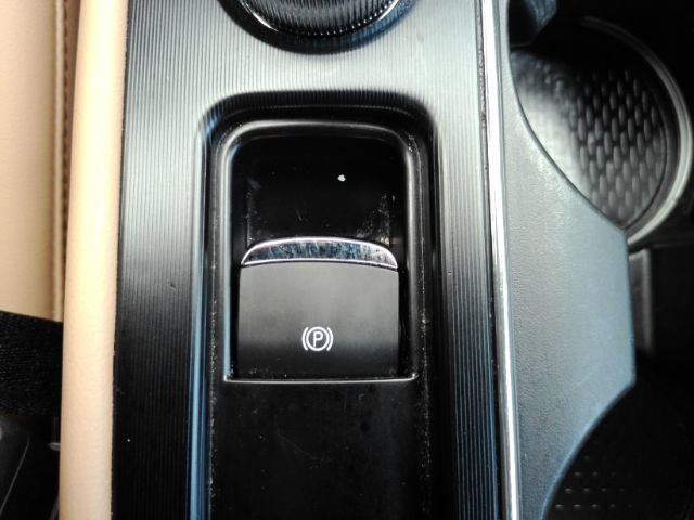 Used 2023 Lincoln Corsair Reserve AWD/4WD image 47