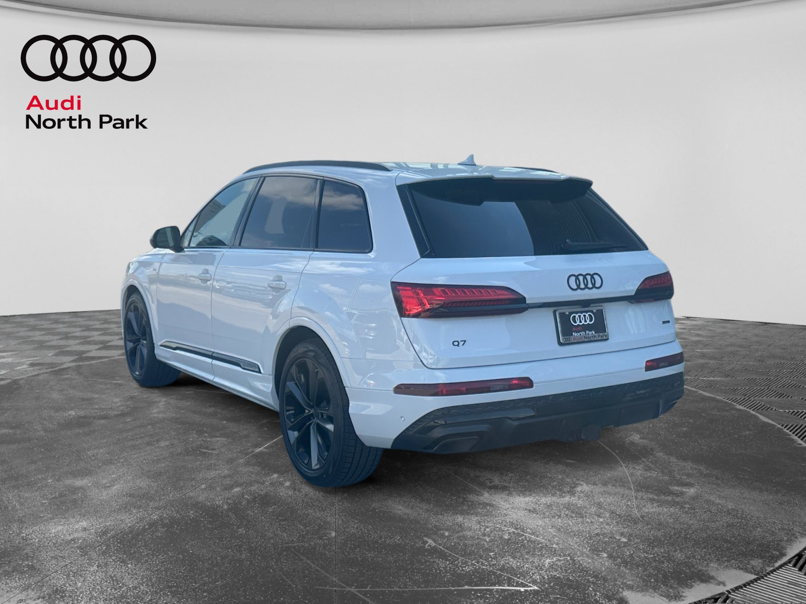 New 2026 Audi Q7 Premium Plus AWD/4WD image 3