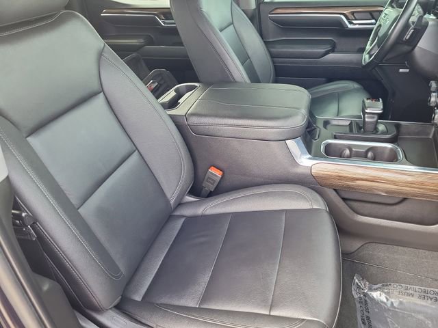 Used 2024 Chevrolet Silverado 1500 LT Trail Boss w/ Convenience Package II image 19