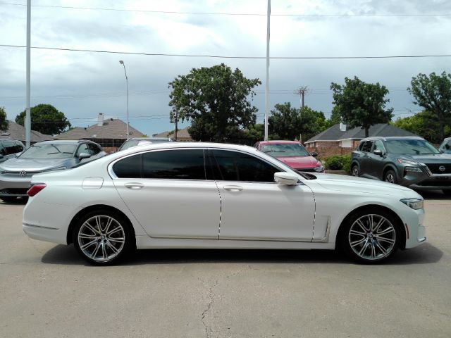 Used 2022 BMW 740i RWD image 5