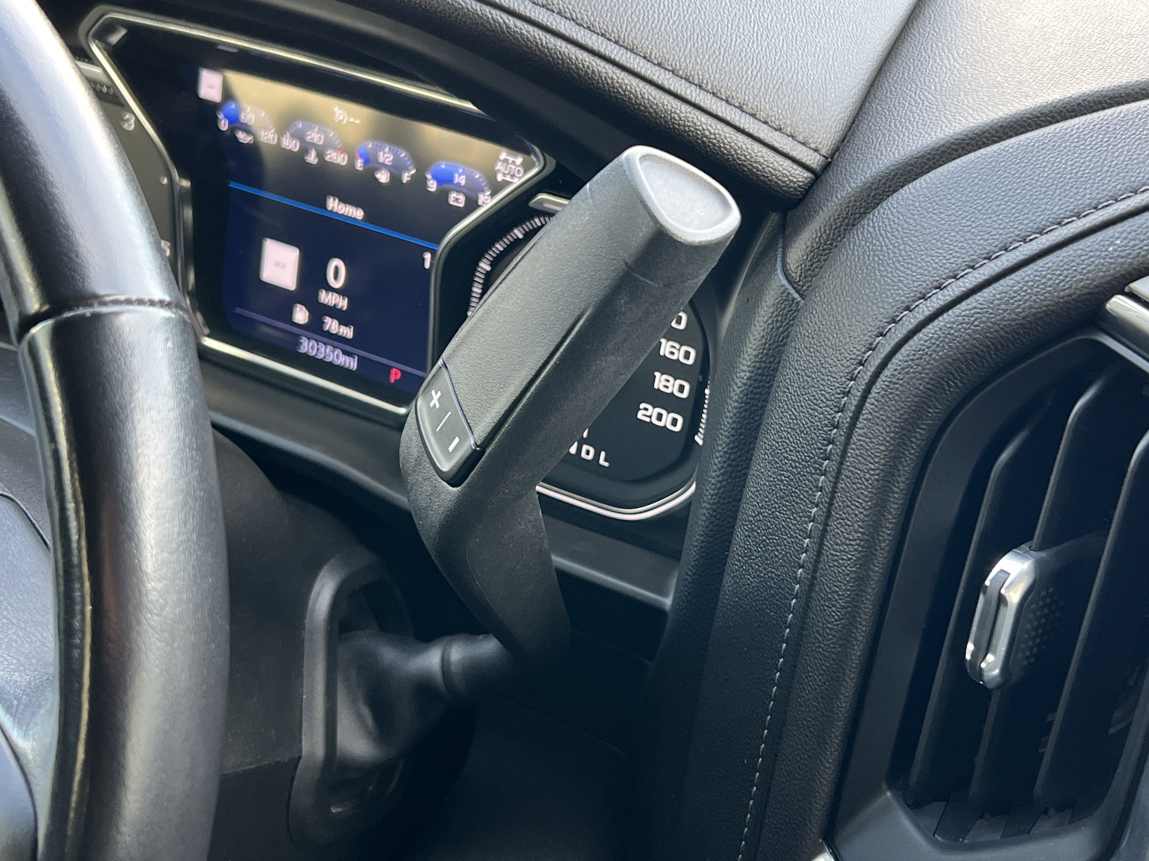 Used 2022 GMC Sierra 3500 Denali w/ Denali Ultimate Package image 31