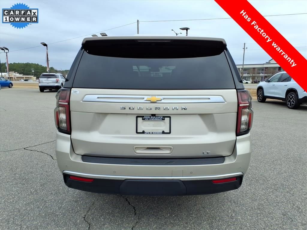 Used 2024 Chevrolet Suburban LT image 4