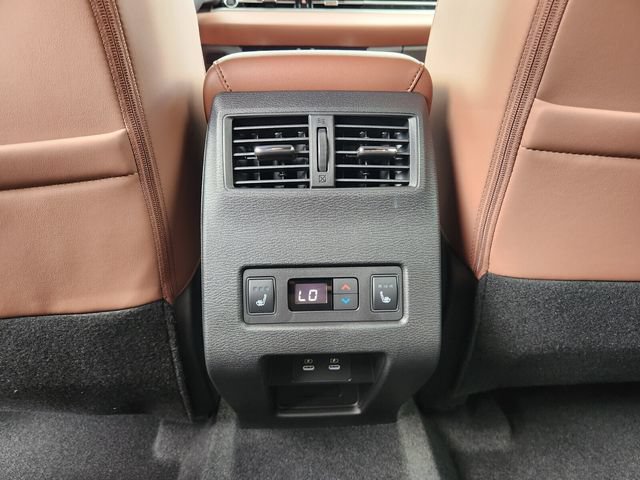 New 2026 Mitsubishi Outlander SEL FWD image 10