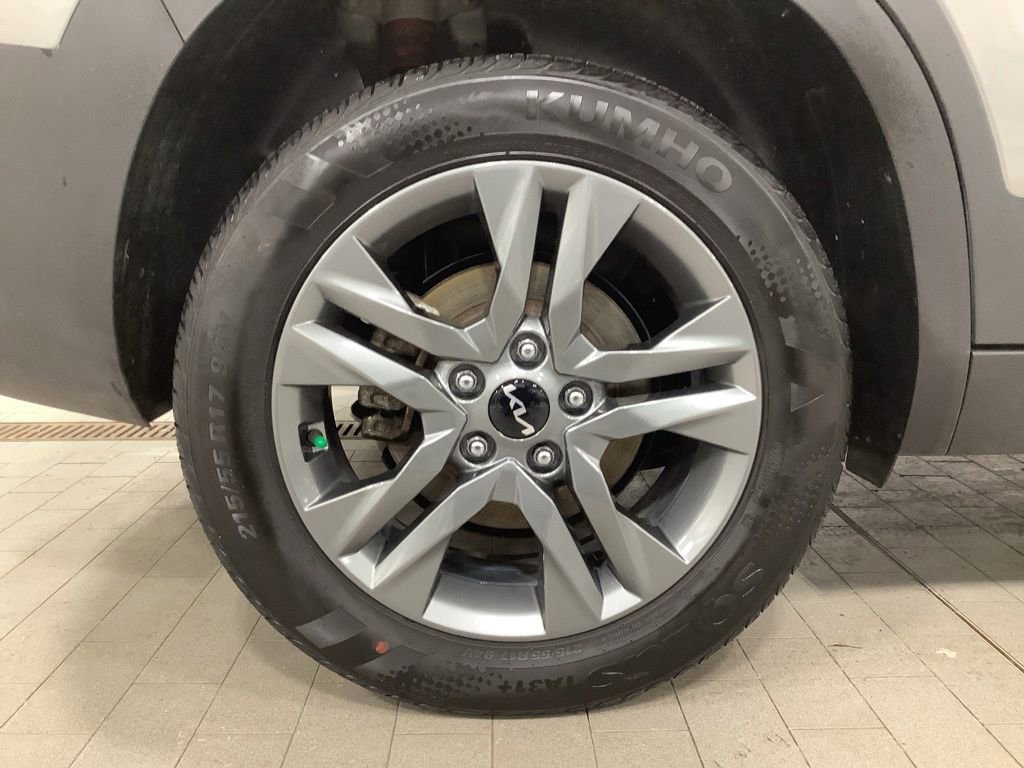 Certified 2023 Kia Seltos LX image 23