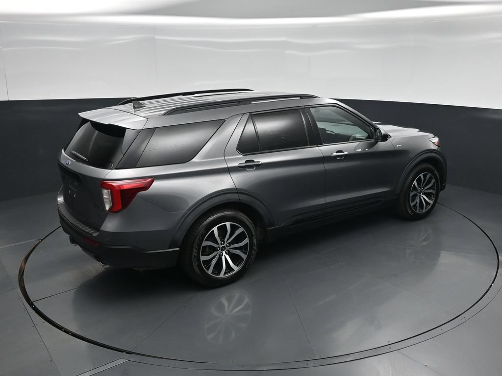 Certified 2023 Ford Explorer ST-Line w/ Class IV Trailer Tow Package RWD image 39