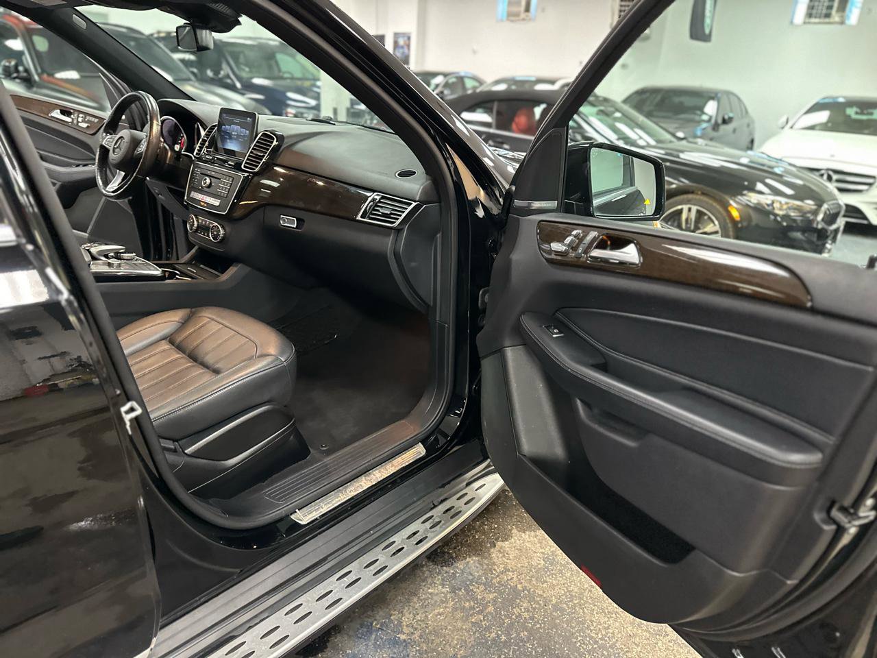 Used 2017 Mercedes-Benz GLE 350 4MATIC image 31