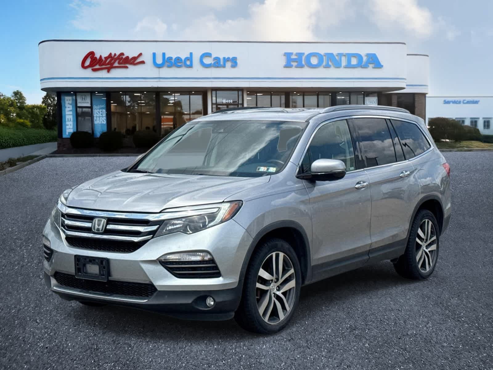 Used 2018 Honda Pilot Elite image 1