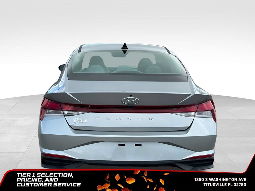 Used 2021 Hyundai Elantra SEL w/ Convenience Package FWD image 5