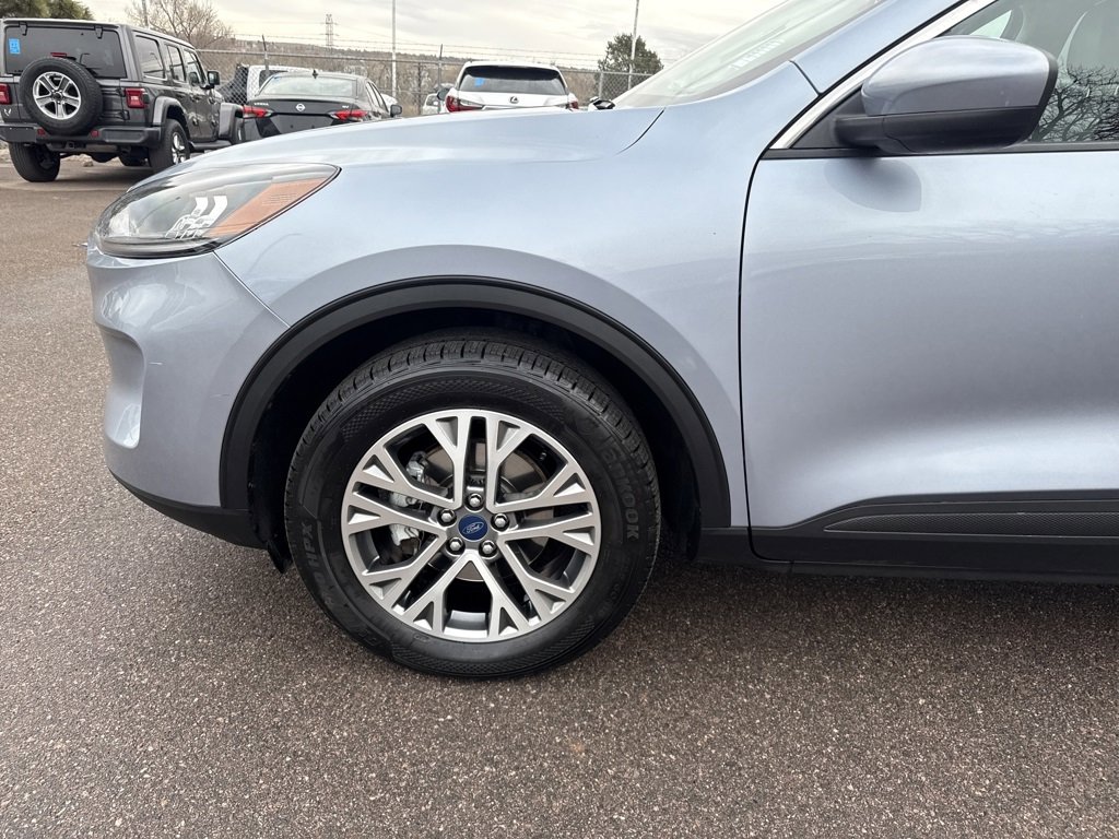 Certified 2022 Ford Escape SEL image 31