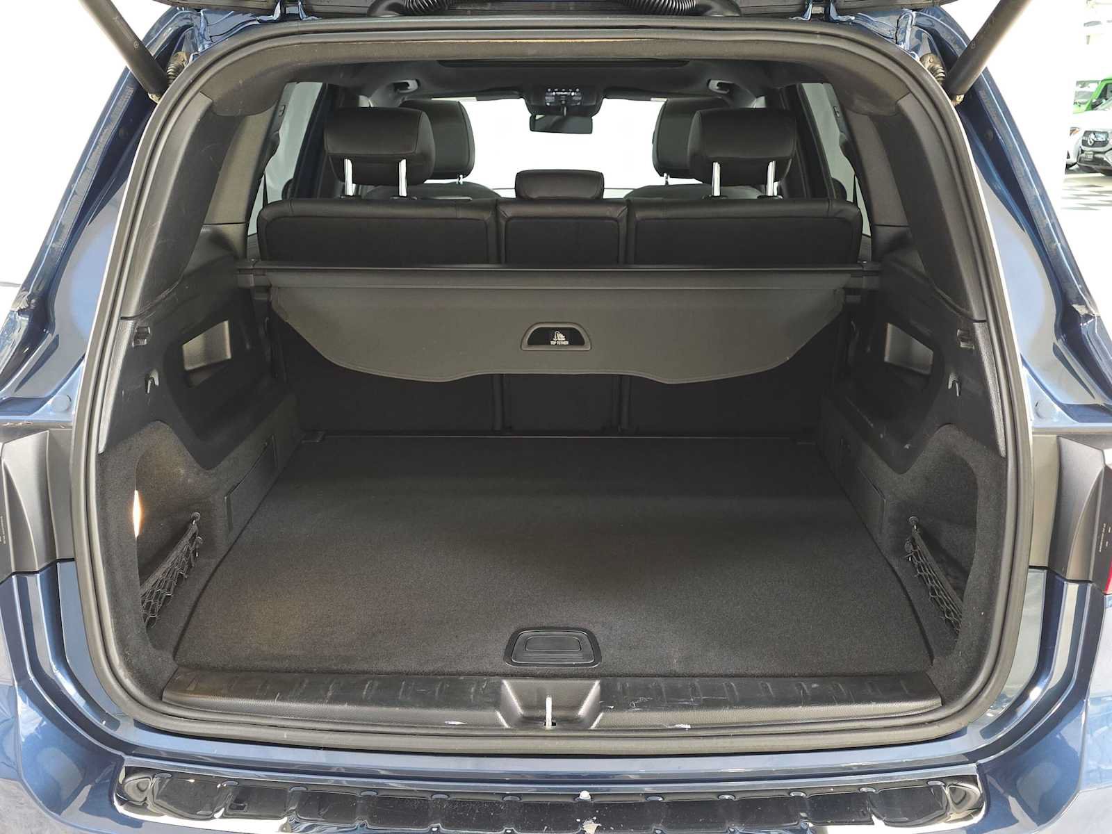 Used 2023 Mercedes-Benz GLB 250 4MATIC image 14