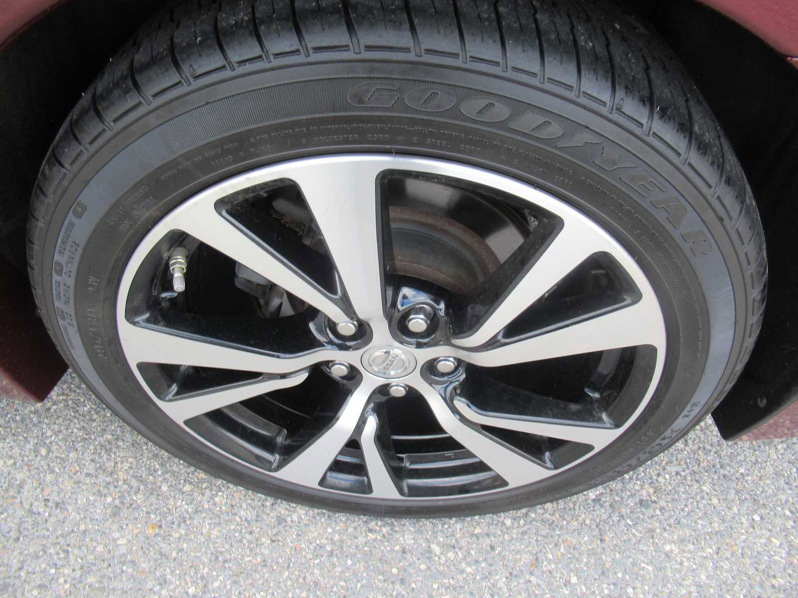 Used 2018 Nissan Maxima 3.5 SV image 10