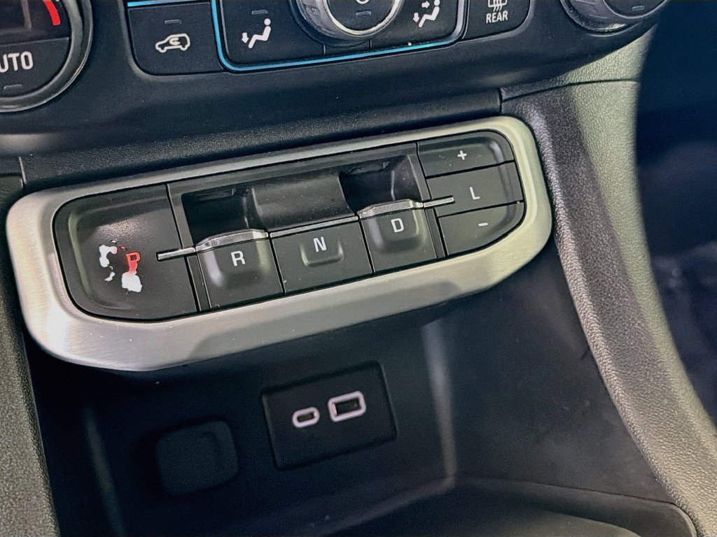 Used 2020 GMC Acadia SLE FWD image 17