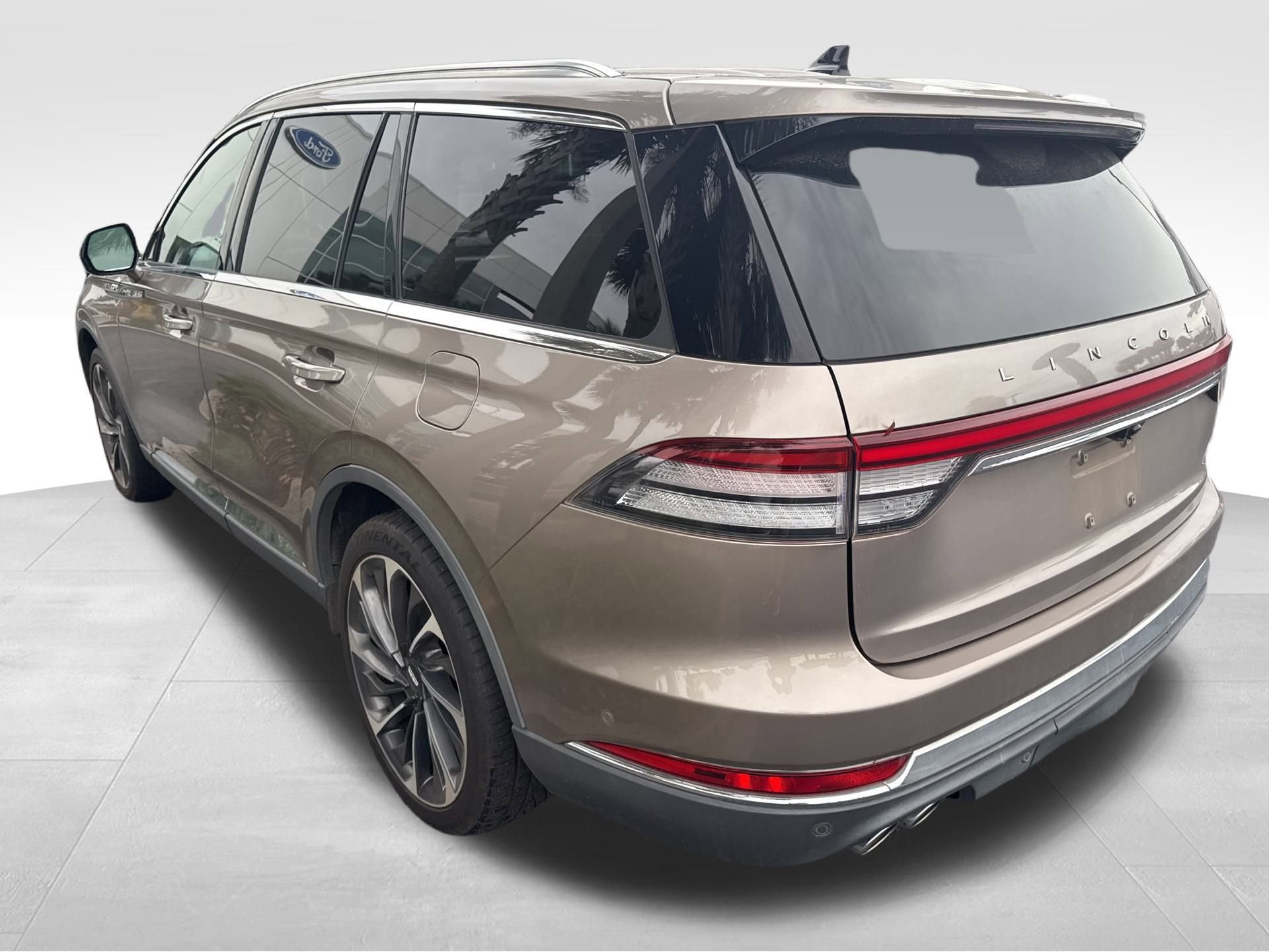 Used 2021 Lincoln Aviator Reserve w/ Equipment Group 202A image 8