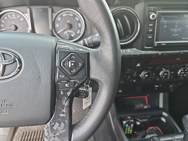 Used 2017 Toyota Tacoma SR5 w/ Tow Package image 15