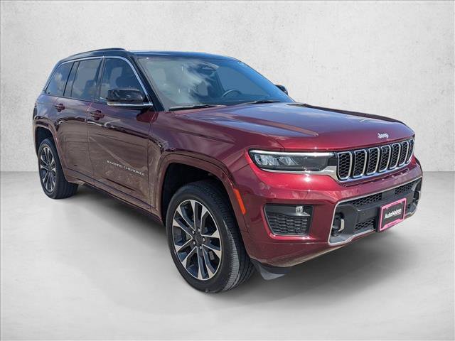 Used 2024 Jeep Grand Cherokee Overland w/ Adv Protech Group III AWD/4WD image 3