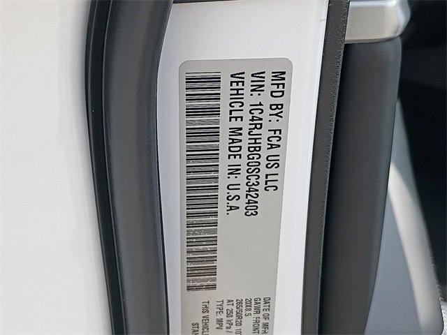 New 2025 Jeep Grand Cherokee Limited w/ Luxury Tech Group II image 17