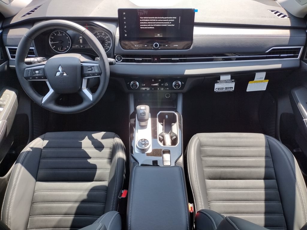 New 2026 Mitsubishi Outlander AWD image 3