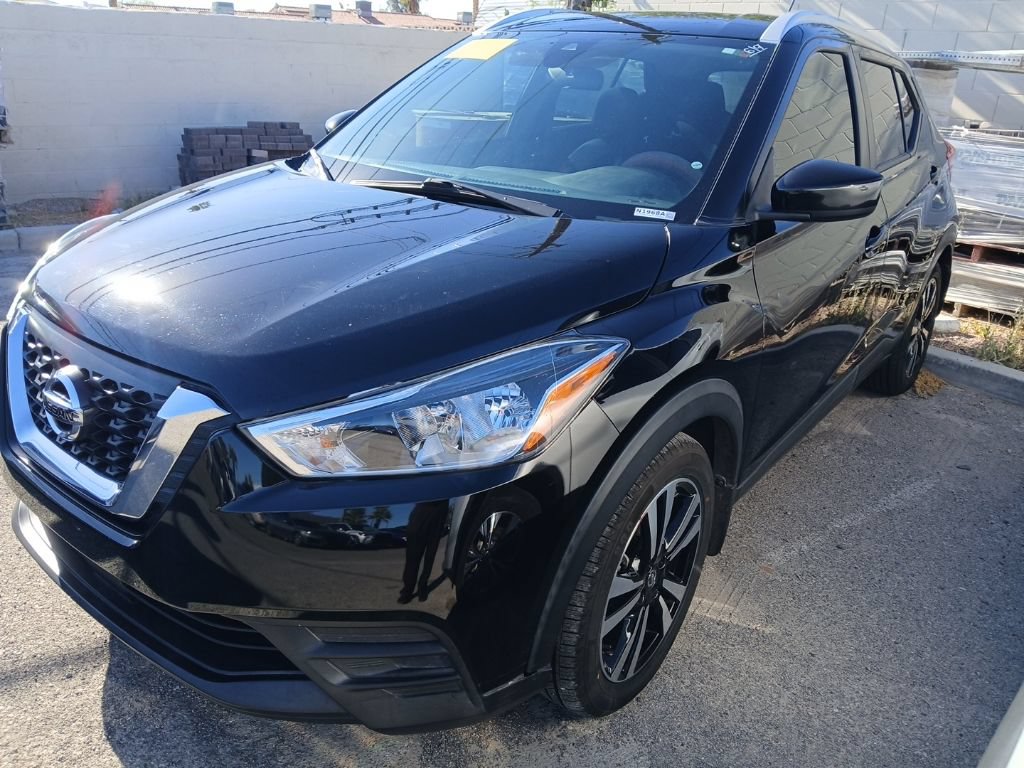 Certified 2020 Nissan Kicks SV FWD image 1