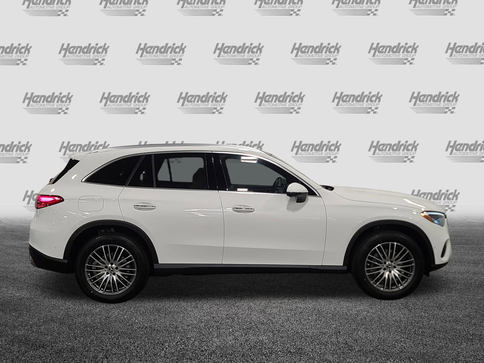 New 2026 Mercedes-Benz GLC 300 image 3