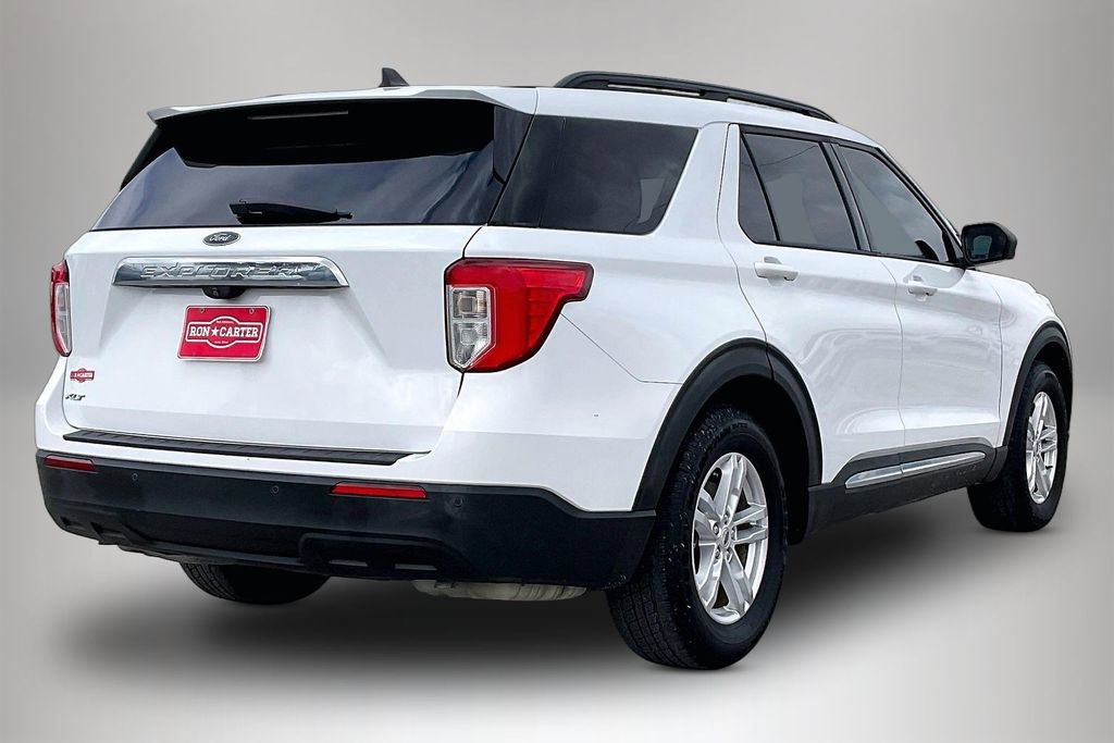 Used 2021 Ford Explorer XLT image 32