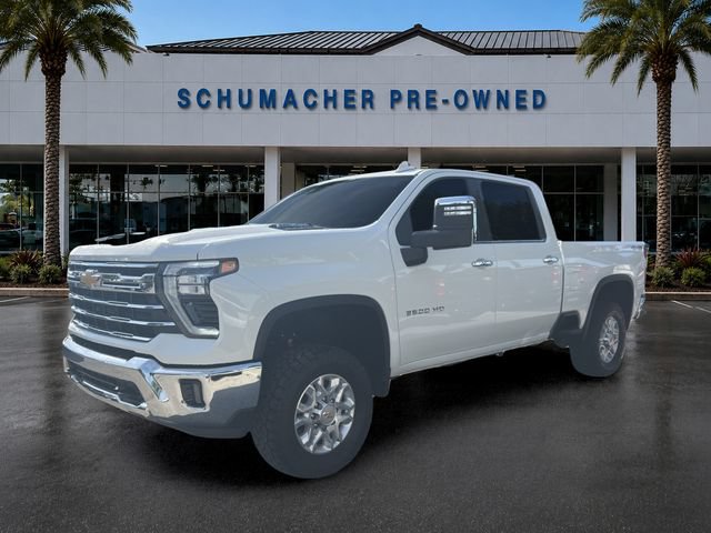 Used 2026 Chevrolet Silverado 2500 LTZ w/ LTZ Convenience Package AWD/4WD image 3