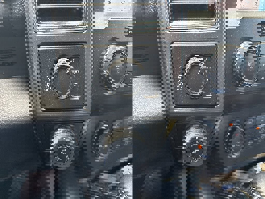 Used 2019 Ford F150 XLT w/ Equipment Group 302A Luxury image 10