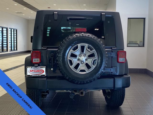 Used 2017 Jeep Wrangler Unlimited Rubicon w/ Connectivity Group AWD/4WD image 5