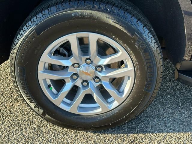 Certified 2024 Chevrolet Tahoe LS w/ Driver Alert Package image 7