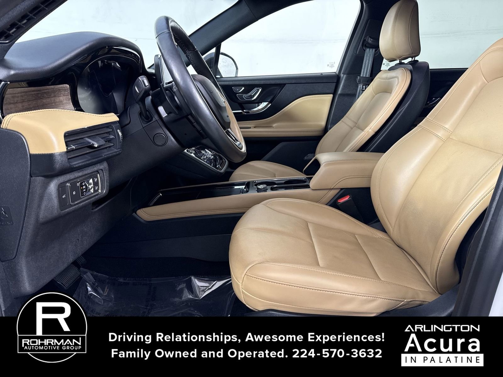 Used 2021 Lincoln Corsair Reserve w/ Equipment Group 201A image 4