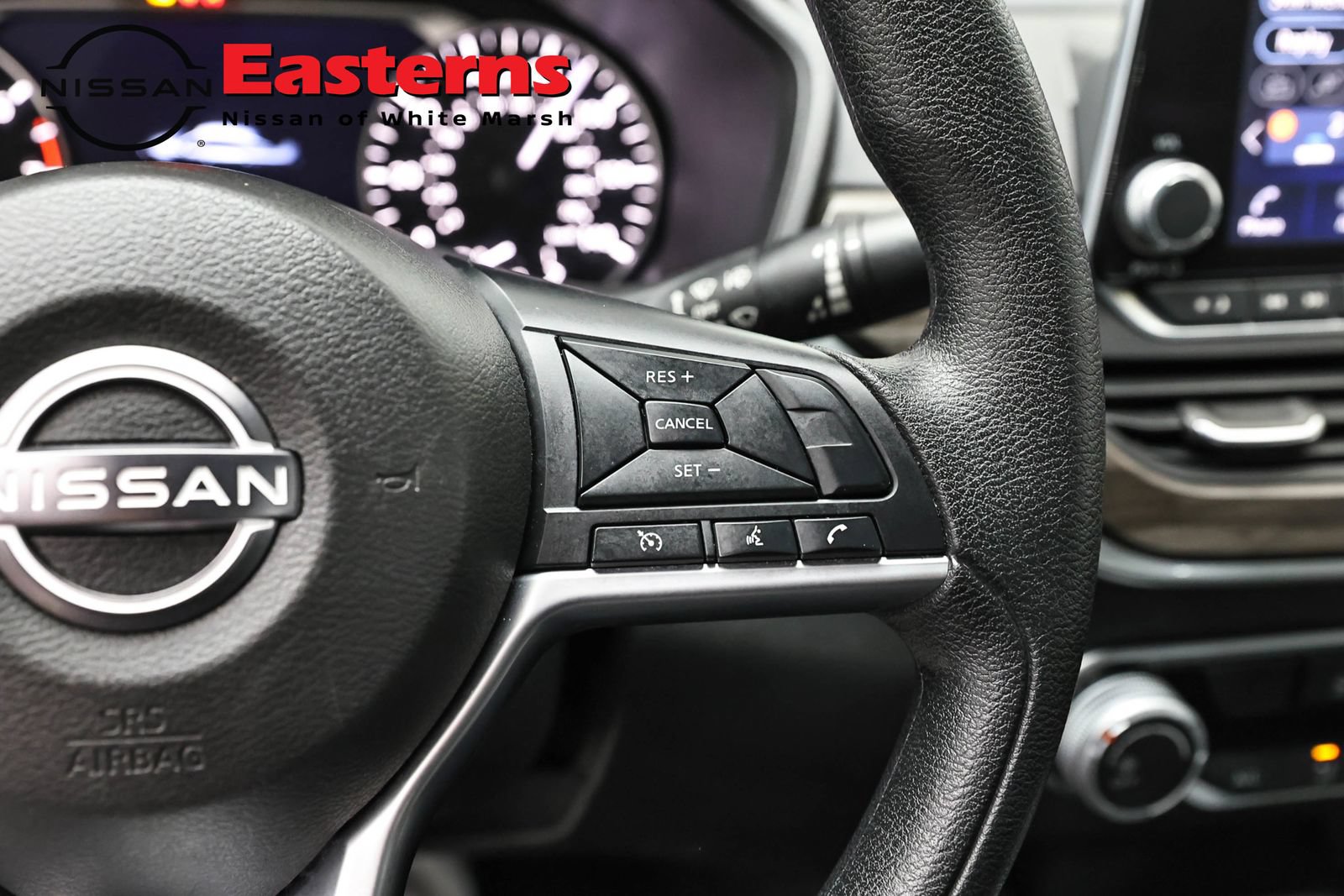Used 2025 Nissan Altima 2.5 SV FWD image 16
