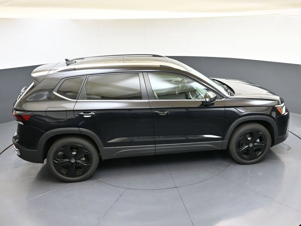New 2025 Volkswagen Taos SEL image 49