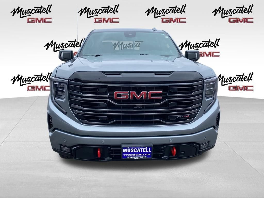 Used 2025 GMC Sierra 1500 AT4 w/ AT4 Premium Package AWD/4WD image 2
