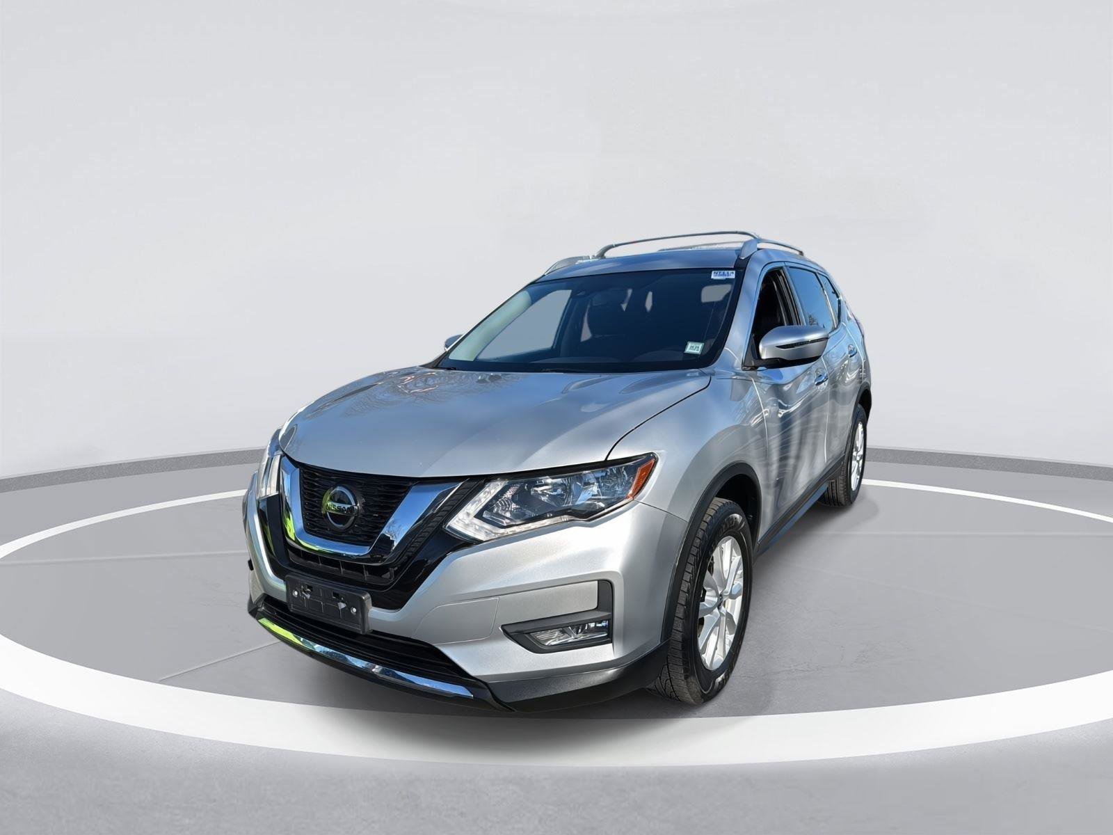 Used 2020 Nissan Rogue SV image 4