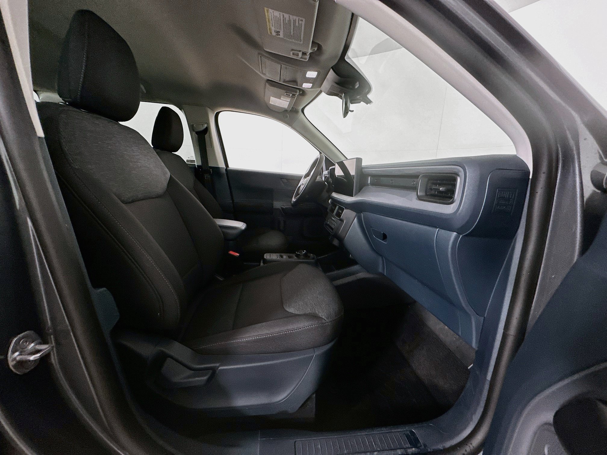 Used 2025 Ford Maverick XL FWD image 29