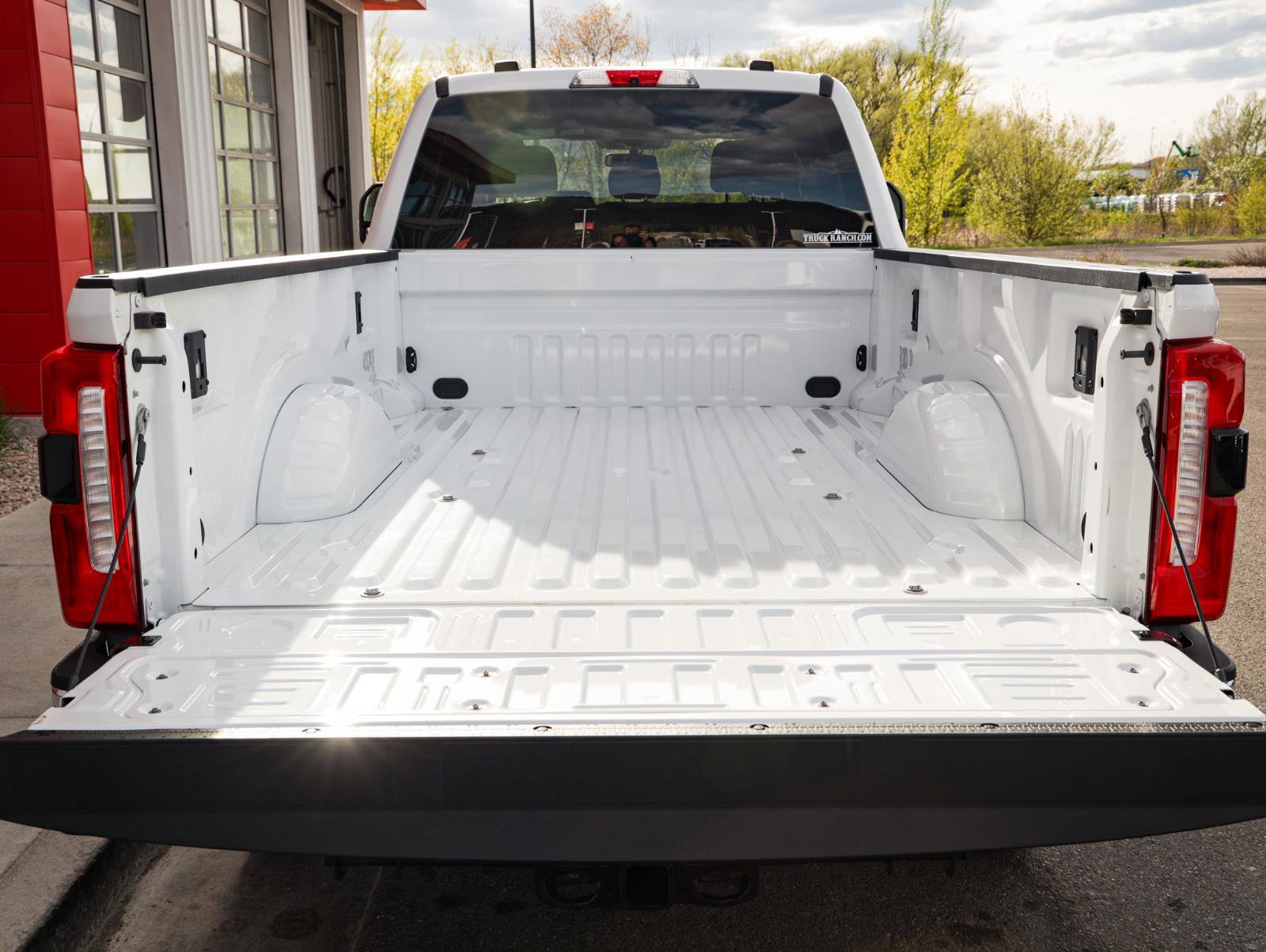 Used 2023 Ford F350 XLT w/ 360-Degree Camera Package image 5