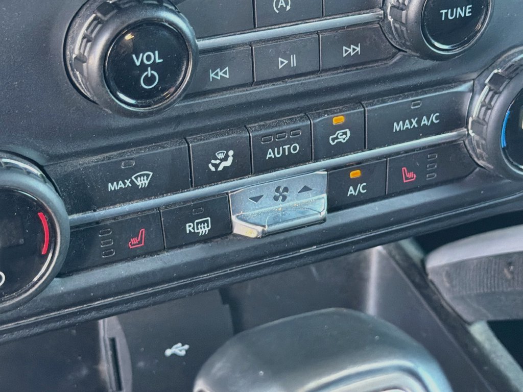 Used 2023 Ford Bronco Outer Banks AWD/4WD image 19