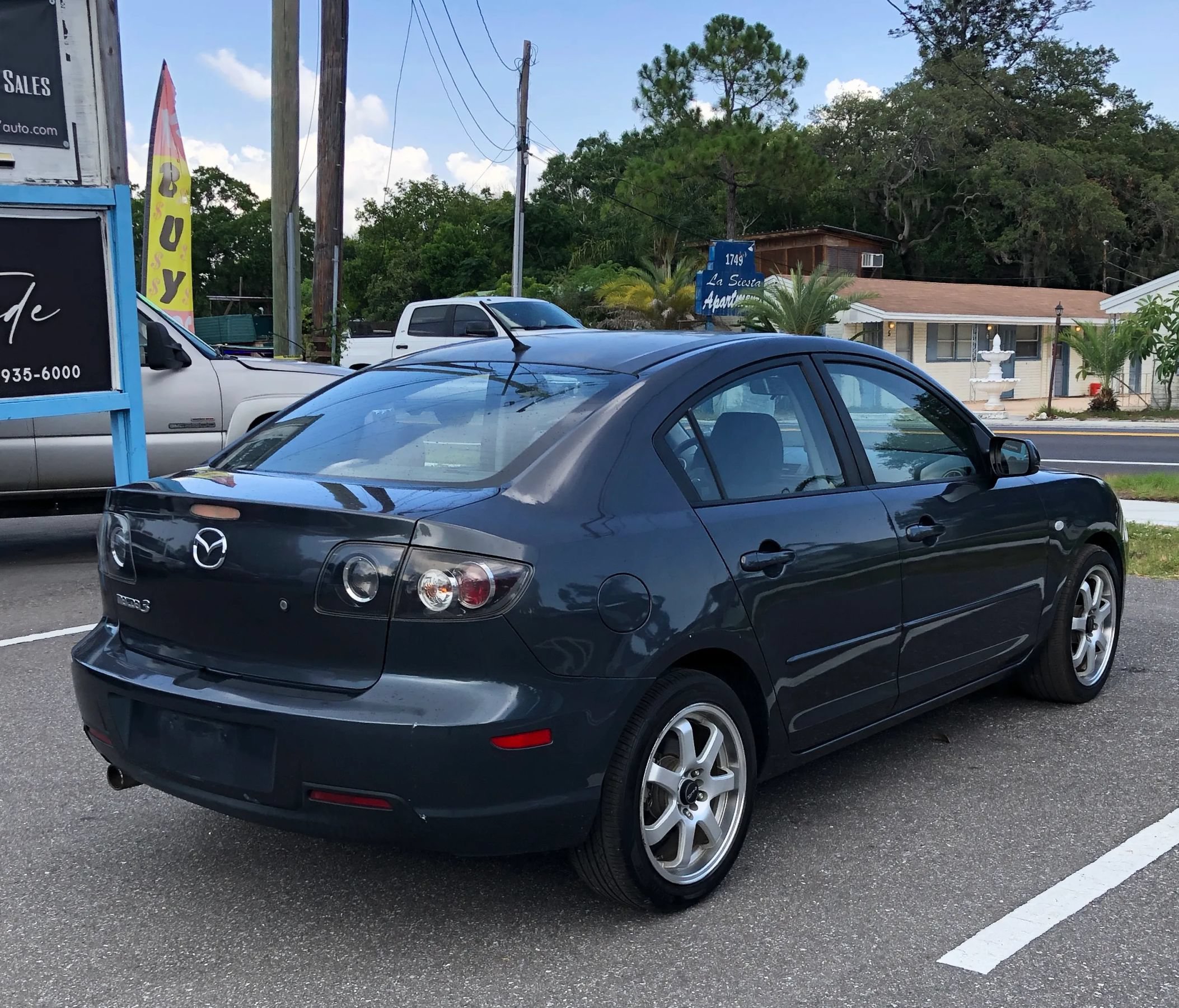 Used 2009 MAZDA MAZDA3 i Touring Value FWD image 3