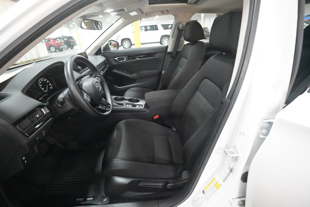 Used 2023 Honda Civic EX image 7