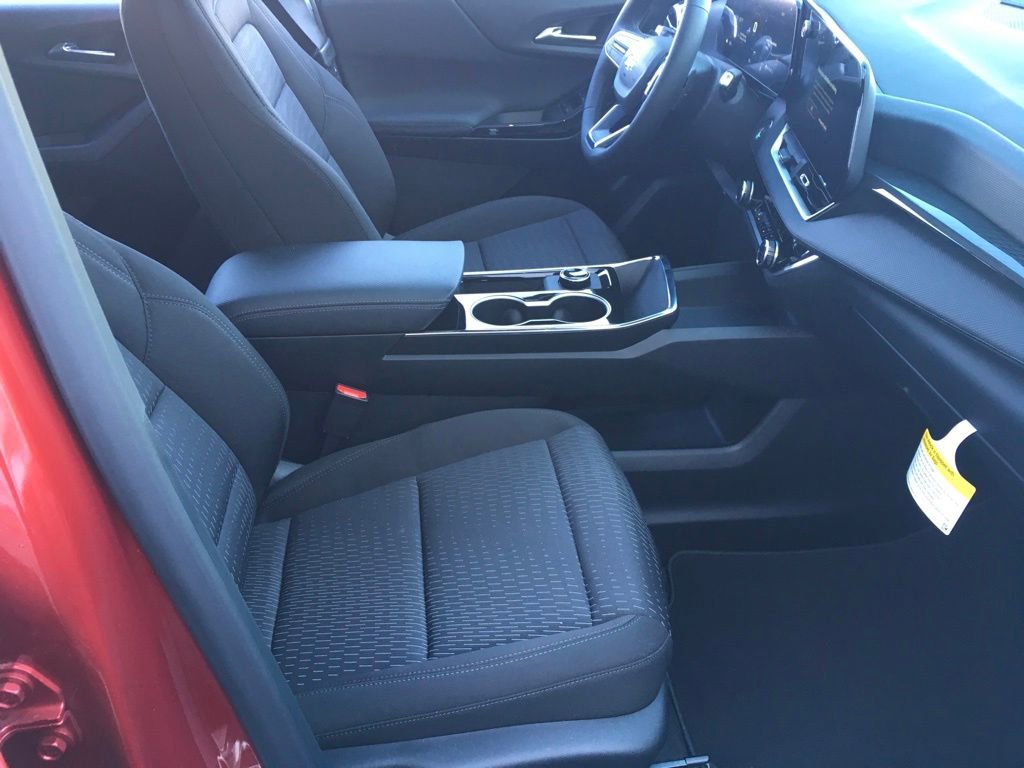 New 2026 Chevrolet Equinox LT w/ Safety and Technology Package image 10