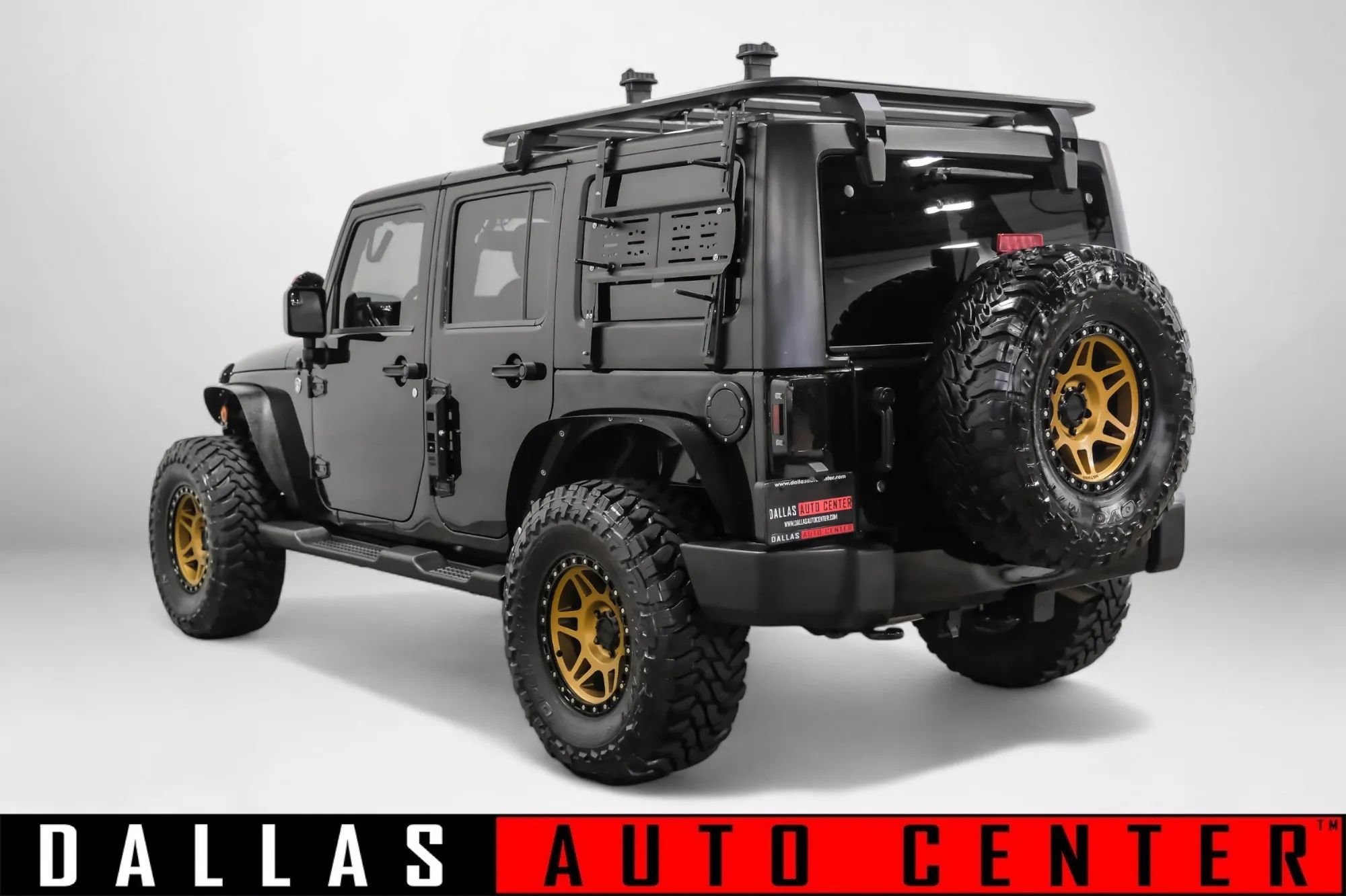 Used 2014 Jeep Wrangler Unlimited Sahara image 6