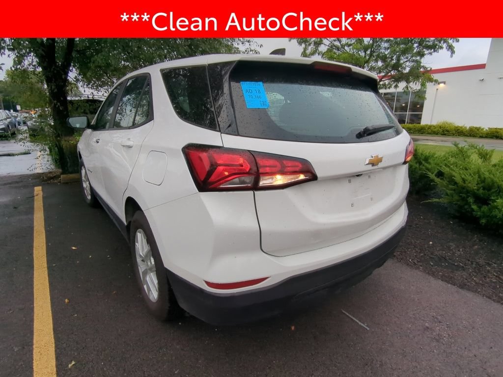 Used 2023 Chevrolet Equinox LS FWD image 4