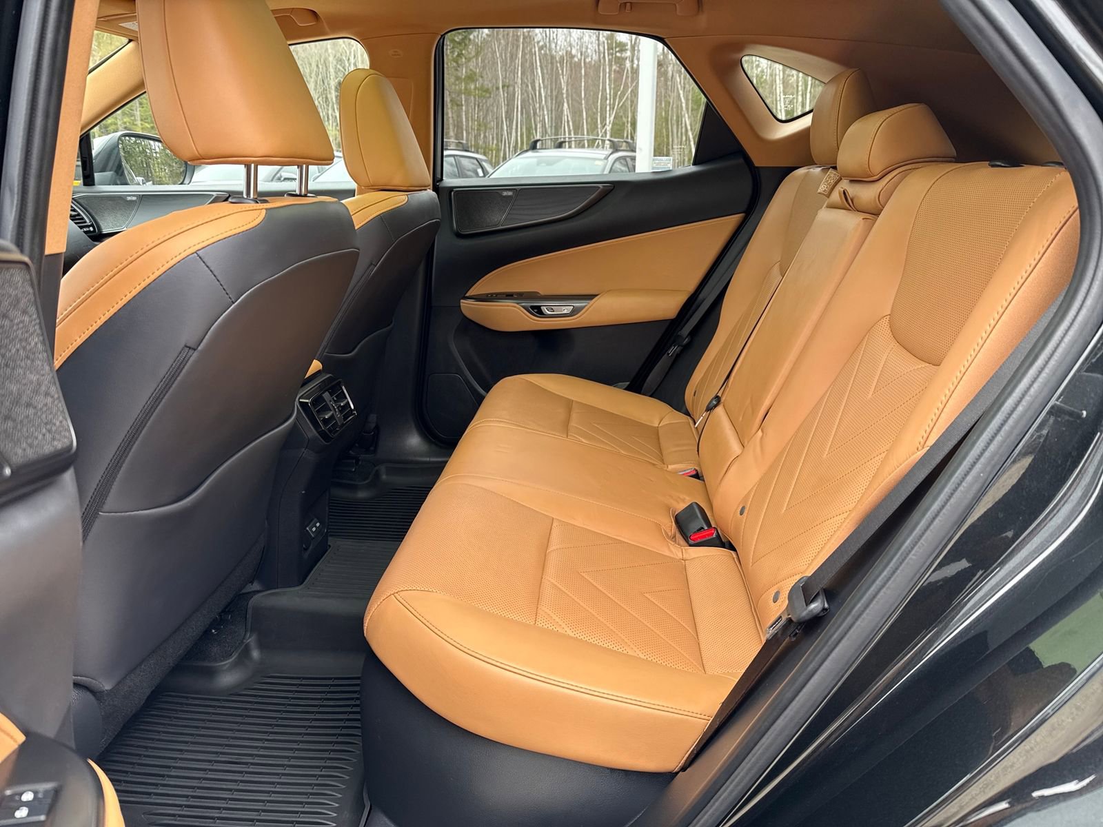 Used 2022 Lexus NX 350h AWD w/ Vision Package image 21