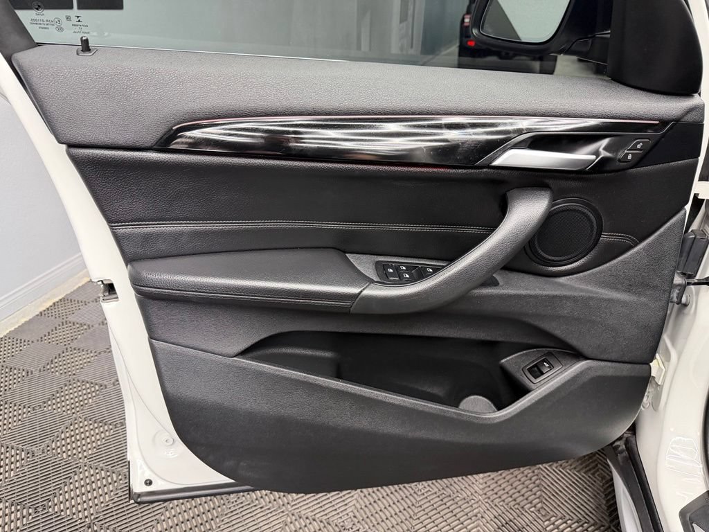 Used 2018 BMW X1 sDrive28i FWD image 36