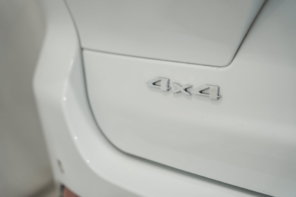 Certified 2023 Jeep Grand Cherokee L Limited w/ Luxury Tech Group II AWD/4WD image 8