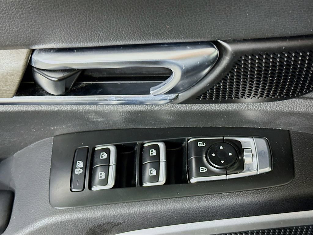 Used 2022 Kia Telluride EX w/ EX Premium Package image 24